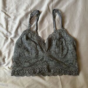 Hollister Gray Lace Bralette Size Medium